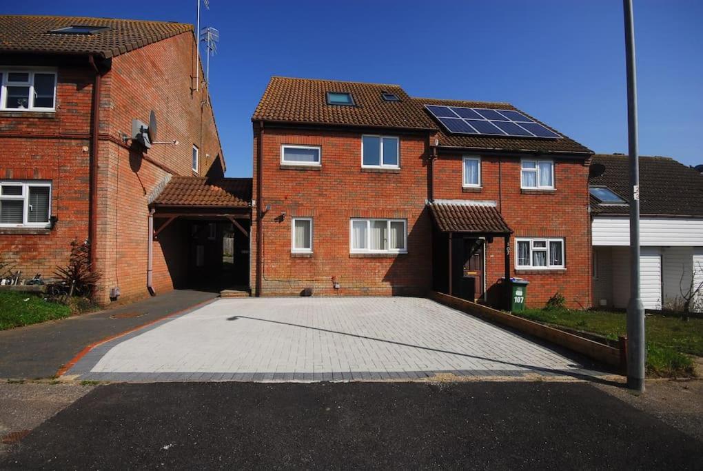 Appartement Perfect Couple Retreat To Unwind&Relax With Hottub à Peacehaven Extérieur photo